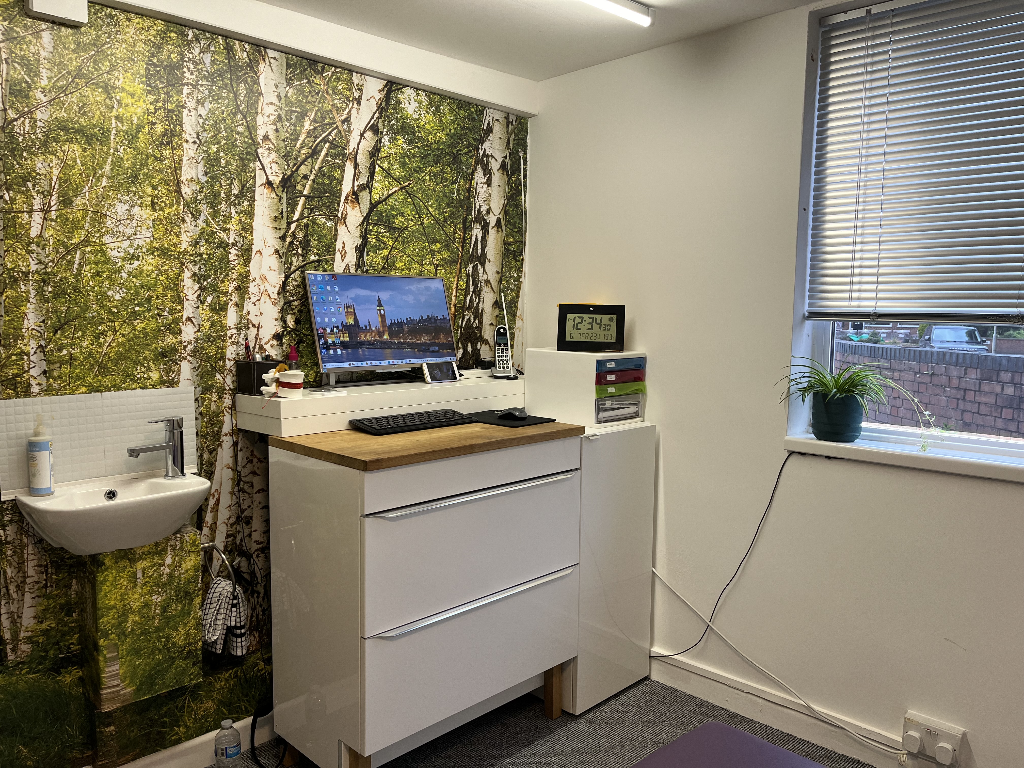 Physiotherapy treatment room